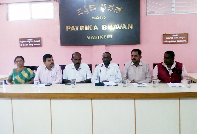 ತುಳುಭಾಷಿಕರಿಗೆ ಅವಮಾನ : ಗಡಿಪಾರಿಗೆ ತುಳುವೆರ ಜನಪದ ಕೂಟ ಒತ್ತಾಯ